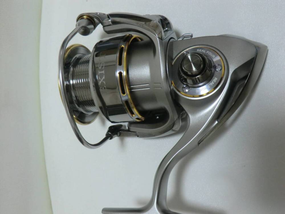 ★1円スタート!!! ★最落なし!!! ★希少!!! ★中古極上品!!! ★ダイワ 05 イグジスト 3000 本体のみ（ハンドルなし）