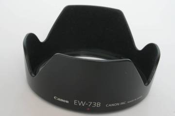 キャノン　レンズ　フード　　EW-73B　中古品