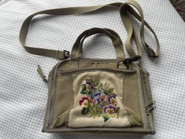 プチポアンPetit Point久家道子Michiko Kuge刺繍ショルダーバッグポシェット