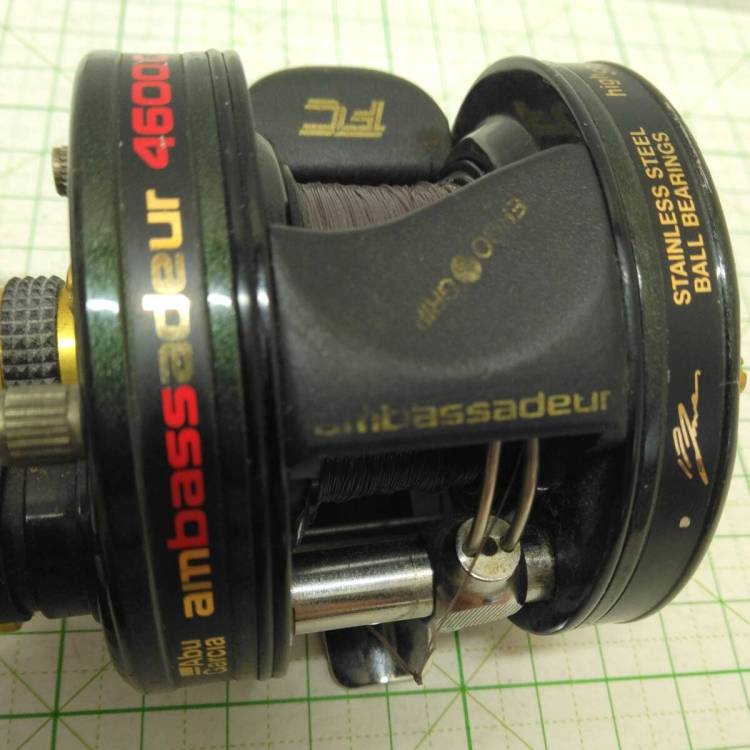 B736●ABU アブ ガルシア Ambassadeur アンバサダー 今江克隆モデル ４６００C RealDeal ベイト キャスティングリール 右ハンドル ジャンク