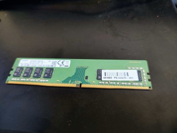 DDR4 メモリ PC4-2666V SAMSUNG　８GB