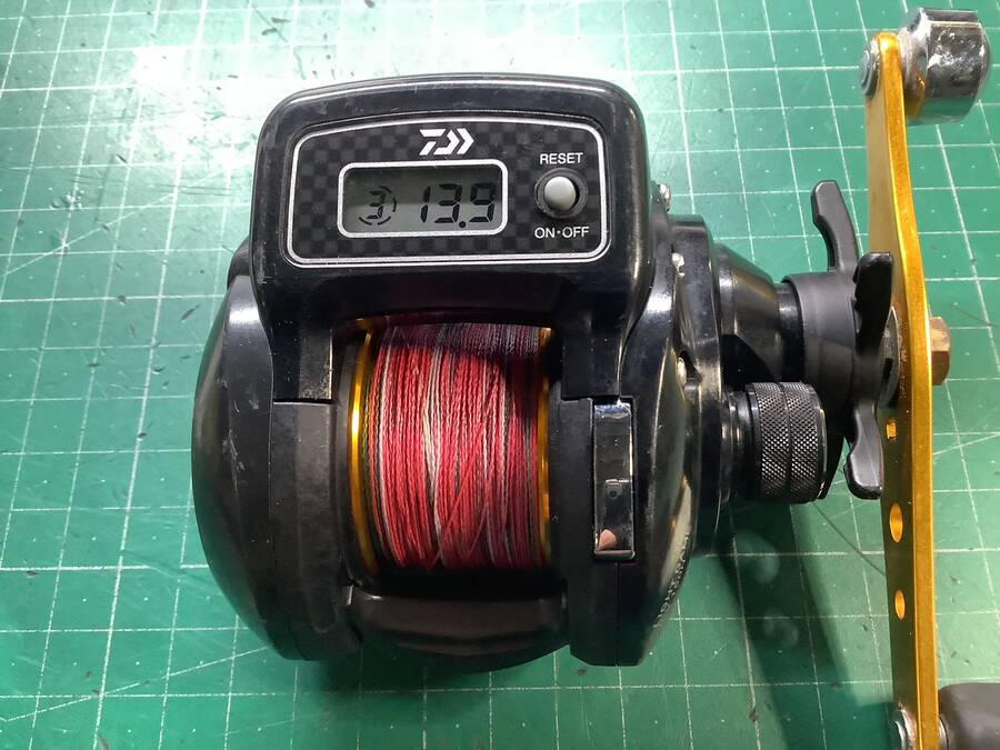 Daiwa ダイワ LIGHT GAME ICV150H 両軸リール ブラック系 釣具 フィッシング★現状品