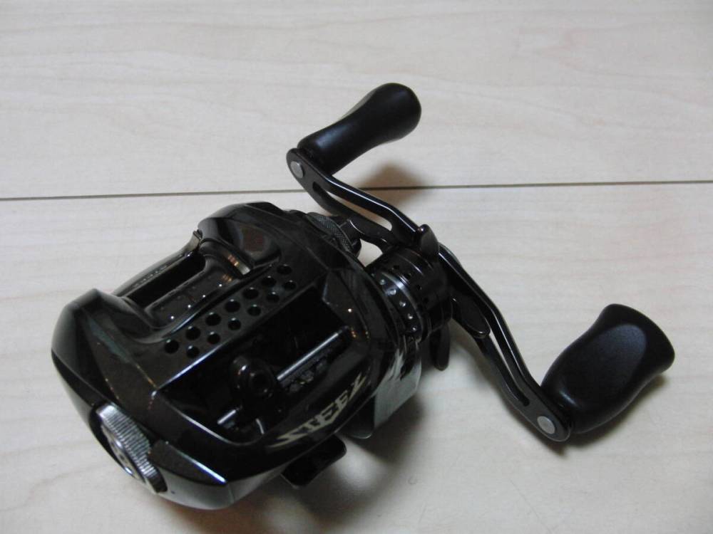 【中古美品】STEEZ LIMITED SV 105XHL 左ハンドル