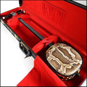 【騰立】美品 沖縄三線 本蛇皮 蛇味線 三線 弦楽器 和楽器 ■1192/15