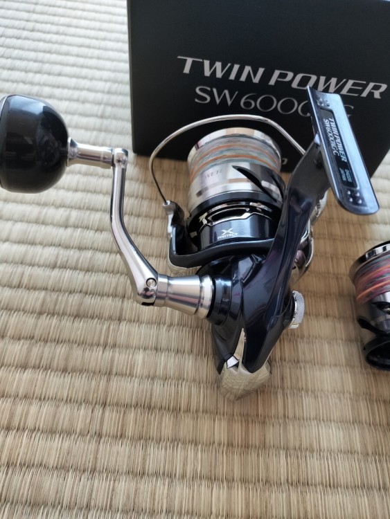 再出品 美品 21 ツインパワーSW 6000XG 替スプール ゴメクサス カスタム 5000XG SW5000 SW6000 パワーハンドル