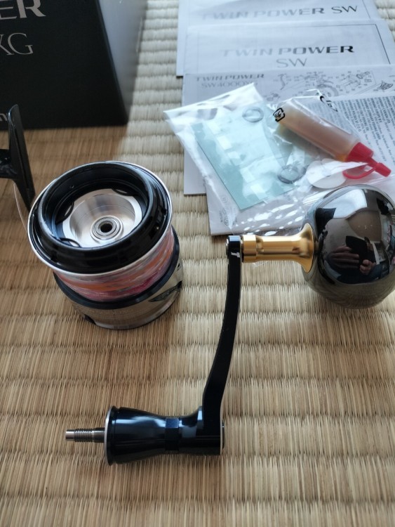 再出品 美品 21 ツインパワーSW 6000XG 替スプール ゴメクサス カスタム 5000XG SW5000 SW6000 パワーハンドル