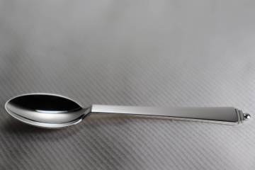 デンマーク◆STERLING925製コーヒースプーン◆モデル名は『ピラミッド』◆重量級◆作者は『ハラルド・ニールセン』です◆送料ネコポス230円