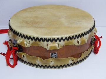 和太鼓 桜印 K.N 平太鼓 和楽器 直径46cm Dd08-8540[CCC]