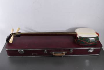 ① 三味線　子持綾杉胴 太棹　金細(金ホゾ) 　棹幅約3.1㎝　和楽器　 検索((津軽三味線 二段溝 