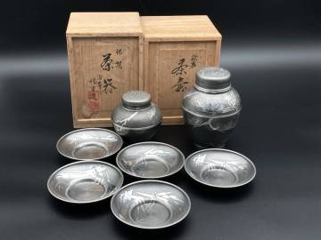 「4021」本錫 上錫 7点まとめて 総重量約1.1kg 錫半 浪華 茶托 茶壷 茶入 古錫 共箱 茶道具 骨董 古美術 伝統工芸品 アンティーク レトロ