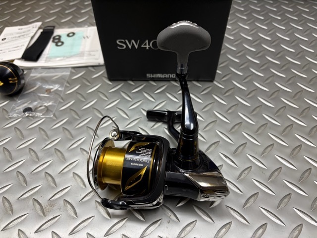 ■シマノ　２０　ステラ　ＳＷ　４０００ＨＧ　中古美品■