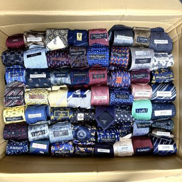 1円～ 約230本 ネクタイ まとめ売り 卸売 HERMES GUCCI FENDI PRADA Dior Ferragamo ARMANI LOEWE BURBERRY 等 ノーブランド多数 (1)
