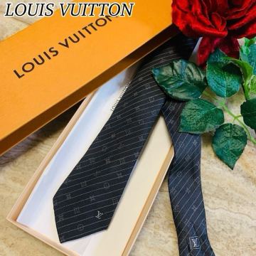 N651 LOUIS VUITTON ルイヴィトン 人気 現行 定番 ネクタイ M79435 シルク モノグラム ストライプ 総柄 ロゴ刺繍 刺繍 メンズ 正規品 1スタ