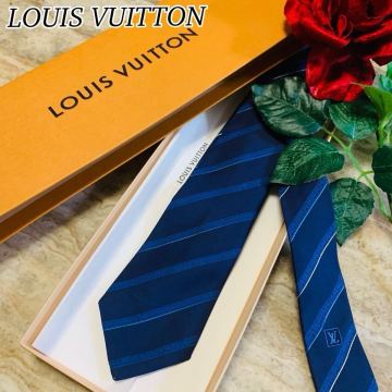 N667 LOUIS VUITTON ルイヴィトン 正規品 現行モデル M76841 モノグラム イージーストライプ 細め ネクタイ シルク ビジネス メンズ 送料込