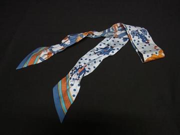 1円 ■美品■ HERMES エルメス Les Nouveaux Amoureux de Paris【 新・パリの恋人たち】ツイリー シルク リボンスカーフ ブルー系 HA5132