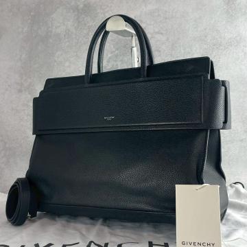 極美品 GIVENCHY ジバンシー ホライゾン M 2way トートバッグ ショルダーバッグ ハンドバッグ A4可 PC収納可能 ブラック 大容量 レザー