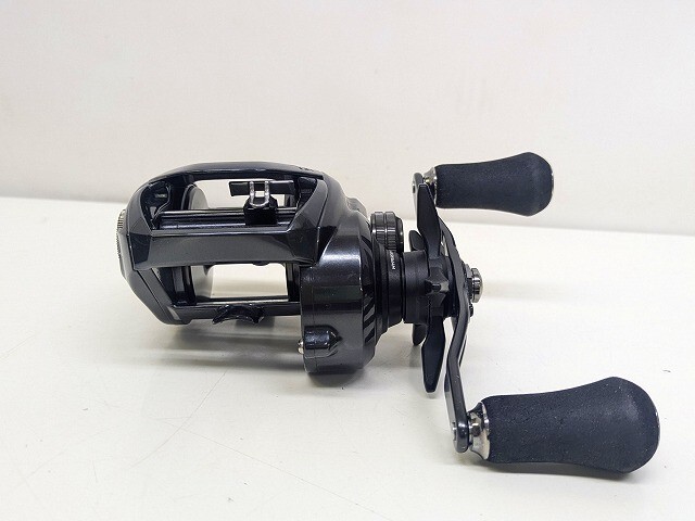 W2204-S3-19619 Daiwa ダイワ TATULA タトゥーラ TW 400XH L ベイトリール リール 釣り具 箱あり 現状品2