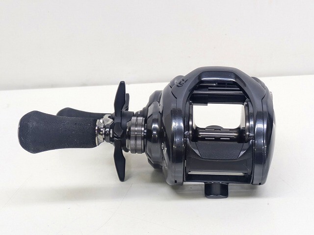 W2204-S3-19619 Daiwa ダイワ TATULA タトゥーラ TW 400XH L ベイトリール リール 釣り具 箱あり 現状品2