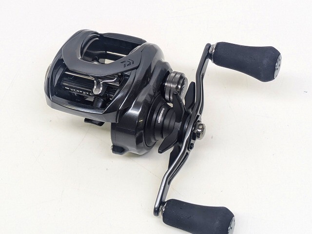 W2204-S3-19619 Daiwa ダイワ TATULA タトゥーラ TW 400XH L ベイトリール リール 釣り具 箱あり 現状品2