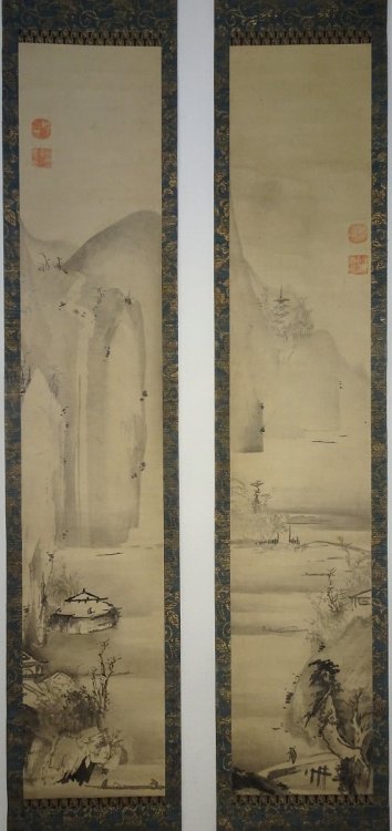 【掛け軸】　曾我蕭白　「水墨山水双幅」　真作?　真筆保証　八木岡春山の鑑定書つき　古筆の極札あり　箱書きあり　二重箱　金襴表装
