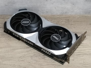 NVIDIA MSI GeForce RTX4070 12GB VENTUS 2X E 【グラフィックボード】