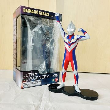 【少年リック限定】ウルトラマンティガ マルチタイプ 登場ポーズ 発光ver. エクスプラス ショウネンリック フィギュア ソフビ ultraman