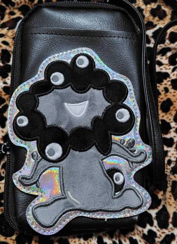 送料込☆未使用☆黒ミャクミャクスマホポシェット