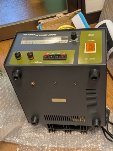Kmec SP-2200 DC POWER SUPPLY 3V~15V/22A 可変直流安定化電源 中古