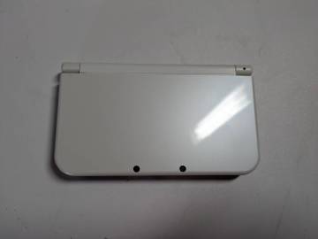NEW　ニンテンドー　３DS　LL　ホワイト