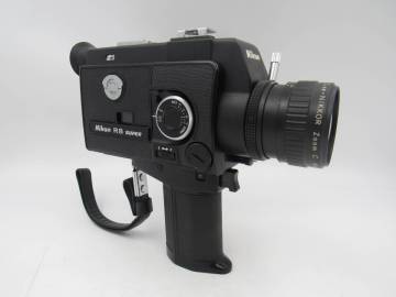 ZA3418/動作品 Nikon R8 SUPER 8mm フィルムカメラ JAPAN Cine-NIKKOR Zoom C Macro 1:1.8 f=7.5-60mm ニコン カメラ レンズ ビデオ 保管品