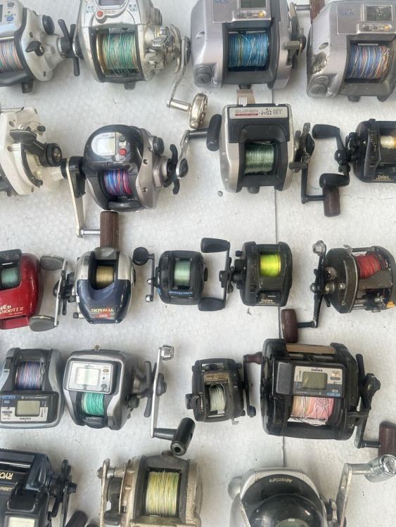 電動リール SHIMANO DAIWAリール リール　20個まとめて売る