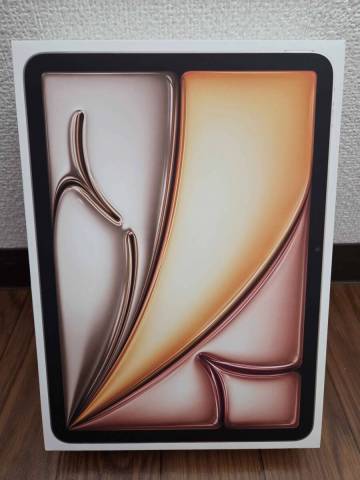 iPad Air 11-inch (M3) 128 GB スターライト【おまけあり】