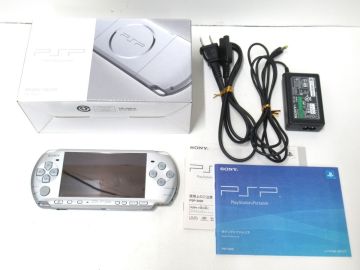 AR 18-14 SONY ソニー プレイステーション ポータブル PSP-3000 本体 シルバー 動作確認済 箱/電池パック/ ACアダプタ/取扱説明書付
