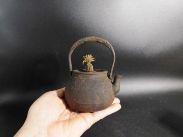 年代物 南部 鉄瓶 在銘 小振り 急須 煎茶道具 茶道具 検) 小泉仁左衛門 鈴木盛久 有坂 