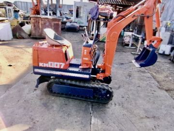クボタ　。ミニユンボ　KH007。 油圧ショベル。アワメーター2812H。