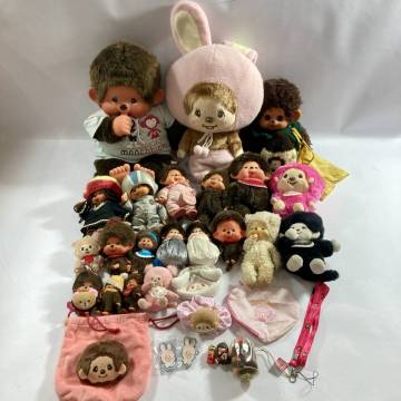 ★ monchhichi モンチッチ グッズ まとめ商品 ぬいぐるみ マスコット ポーチ 巾着 シュシュ ストラップ ヴィンテージ など 現状品 3.7kg
