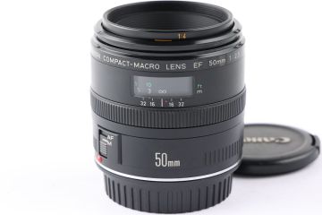 【かめらや】5694 Canon COMPACT-MACRO LENS EF 50mm F2.5 単焦点 マクロレンズ EFマウント