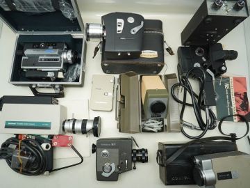 ☆8ミリ　フイルムカメラなど☆ELMO/Bell&Howell/National/Yashica/Konica/Kowa/ 等 計:8点まとめ【ジャンク品】32510
