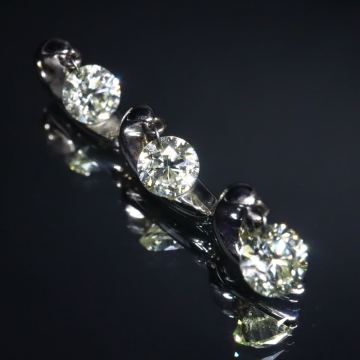 K18WG!!1.01ct!!■天然ダイヤモンドペンダントトップ■M約2.2g diamond necklace jewelry ネックレス ジュエリー イエロー 3連 ED7/ED5 U58