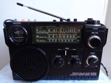三菱 ジーガム 　JP-505　ジーガム505 (JEAGAM 505) FM/MW/SW 　3バンドラジオ　美品作動整備品