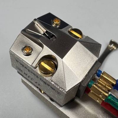 動作良好 audio-technica オーディオテクニカ MCカートリッジ AT33R 純正シェル付き
