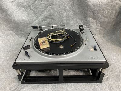 ターンテーブル カートリッジ、スタンドEMT 927F＋XSD15 レコードプレーヤー希少品！直接引き取りのみ。
