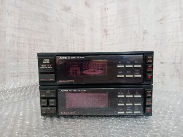 希少　ALPINE アルパイン　7357J 5930 CD/カセット/テープデッキ　CDプレーヤー　カセットプレーヤー　カーステ　旧車　ジャンク