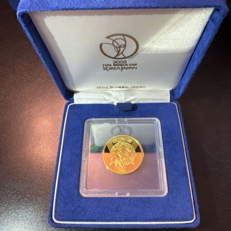 平成14年　2002 FIFA WORLD CUP KOREA JAPAN Mint Bureau, Japan 1万円金貨 ケース入り