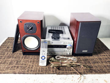 中古★ONKYO/オンキョー　CD/MD システムコンポ　チューナーアンプ　ペアスピーカー　オーディオ機器【FR-N9X/D-N9X 】GJIC