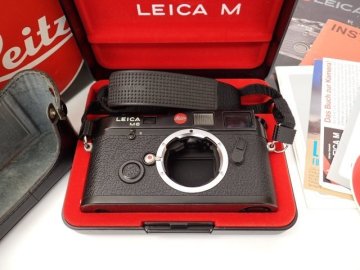 Leica ライカ M6 10404 ブラック ボディ 1986年製 レンジファインダーカメラ 収納ケース/元箱付き □ 75B01-10