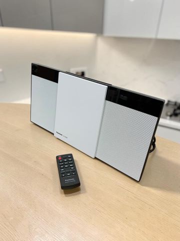 ●I0501A Panasonic パナソニック SC-HC320 コンパクトステレオシステム ミニコンポ ホワイト リモコン付き 2025年製 動作品