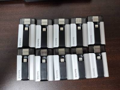 ★ IxpandほかUSBメモリ 47個 まとめ売り ★