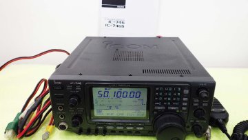 IC-746【ICOM】HF/50+144MHz（オールモード）100W 144MHz&rarr;100W改造・現状渡し品