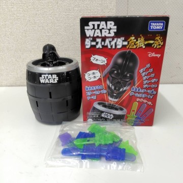S602-CH4-4565 タカラトミー STAR WARS スター・ウォーズ ダース・ベイダー危機一発 パーティーゲーム 動作確認済み IH